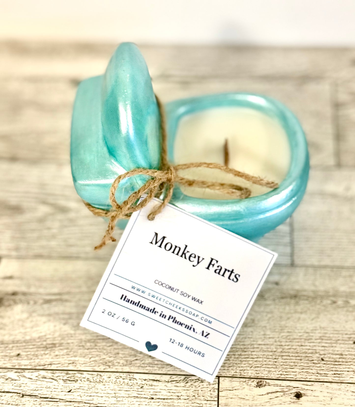Toilet Humor β Fruity Flush Scent Soy Candle
