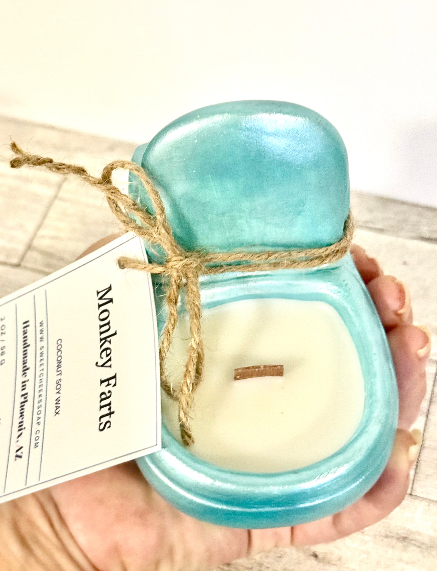 Toilet Humor β Fruity Flush Scent Soy Candle