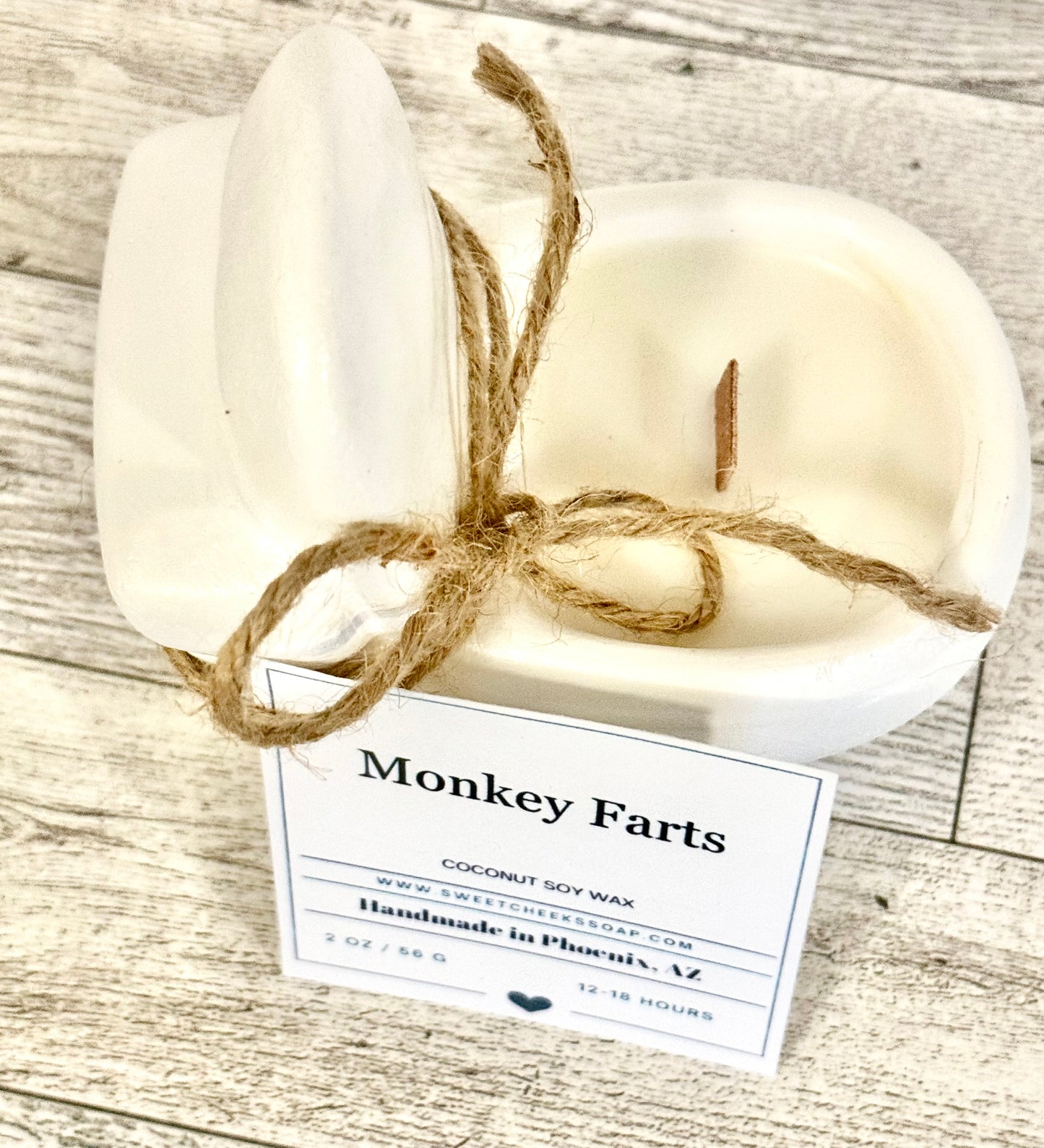 Toilet Humor β Fruity Flush Scent Soy Candle